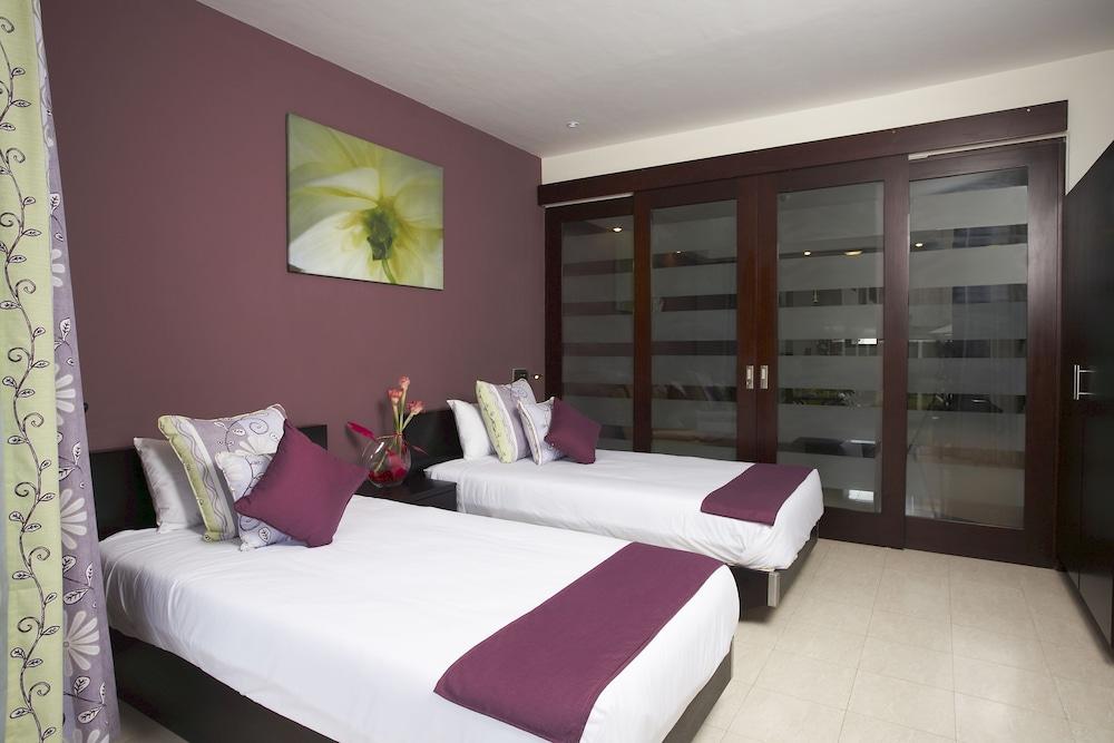 Grand Bay Suites Eksteriør bilde