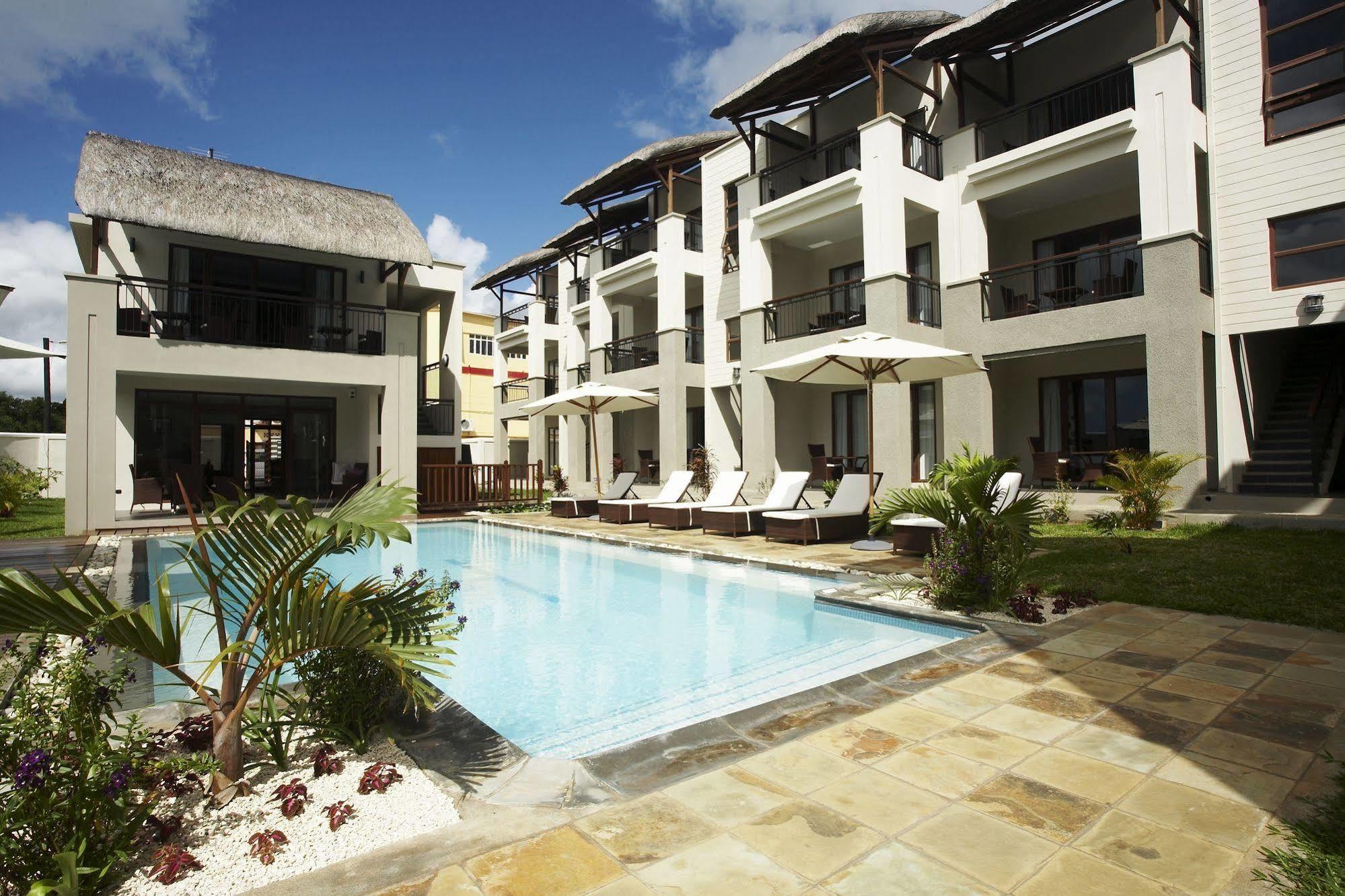 Grand Bay Suites Eksteriør bilde