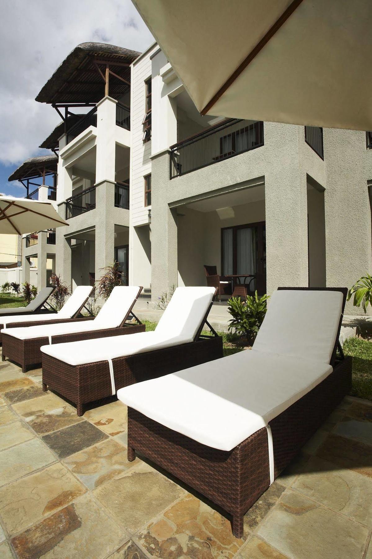 Grand Bay Suites Eksteriør bilde