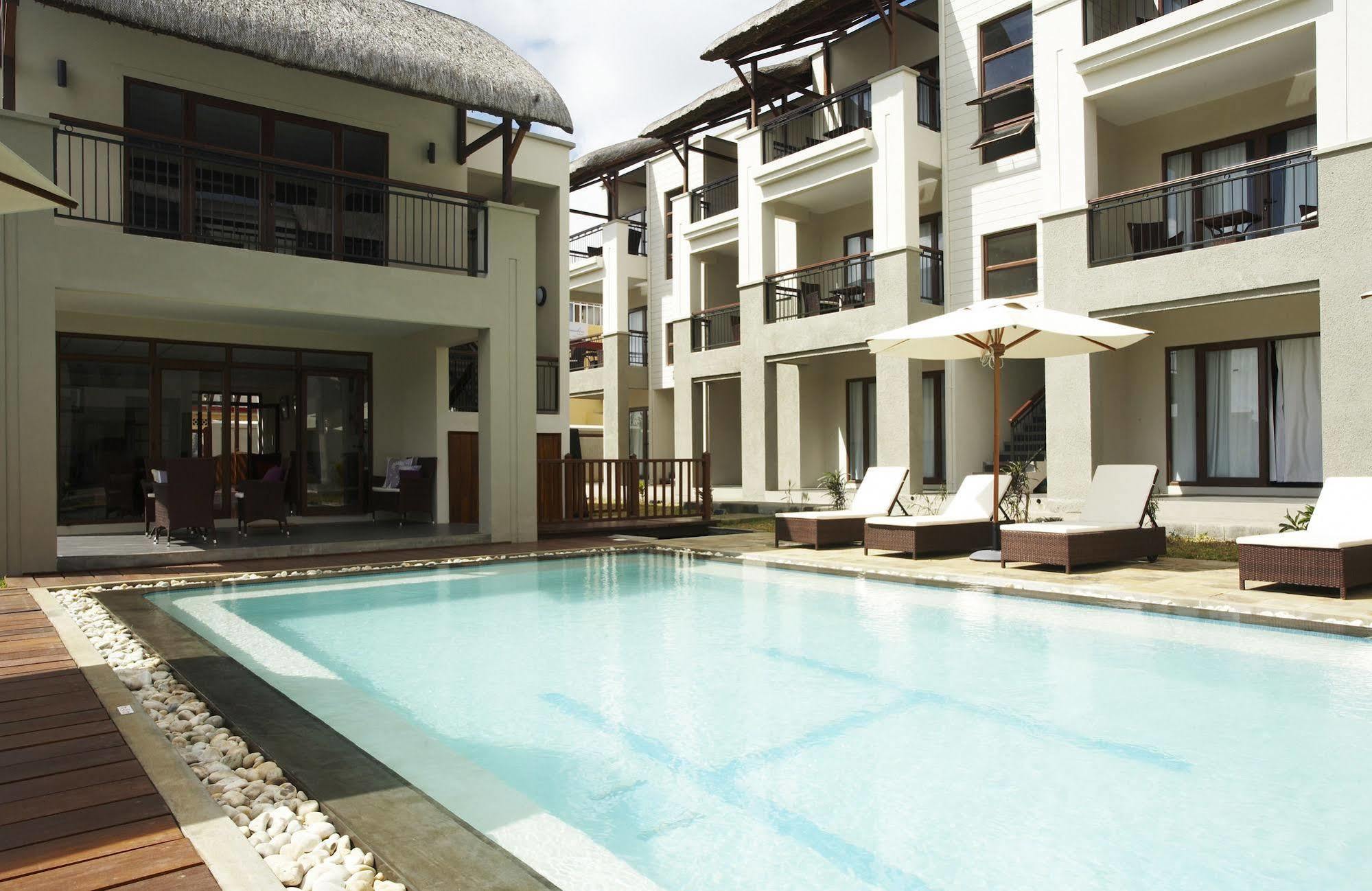 Grand Bay Suites Eksteriør bilde