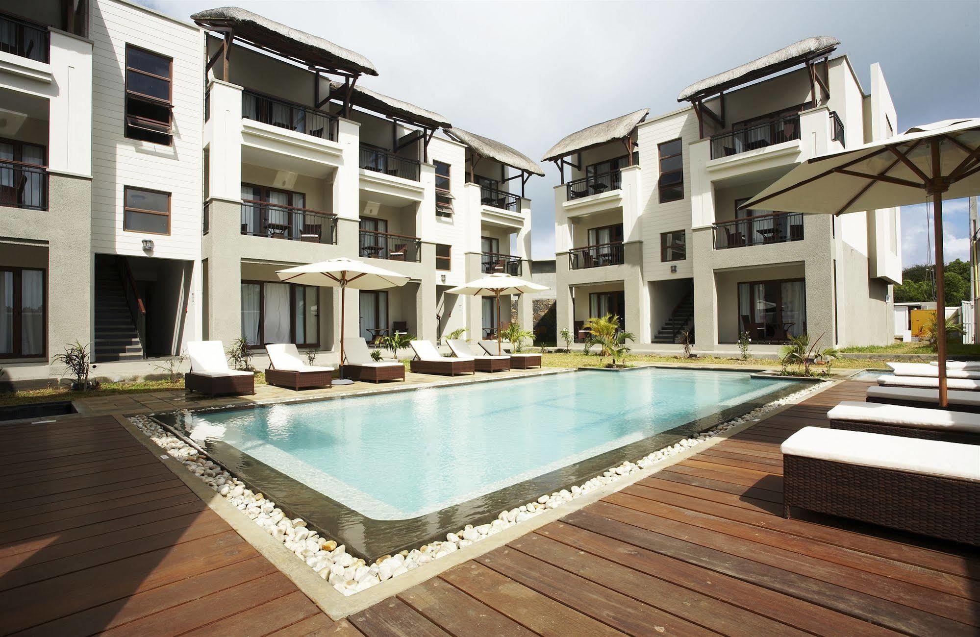 Grand Bay Suites Eksteriør bilde